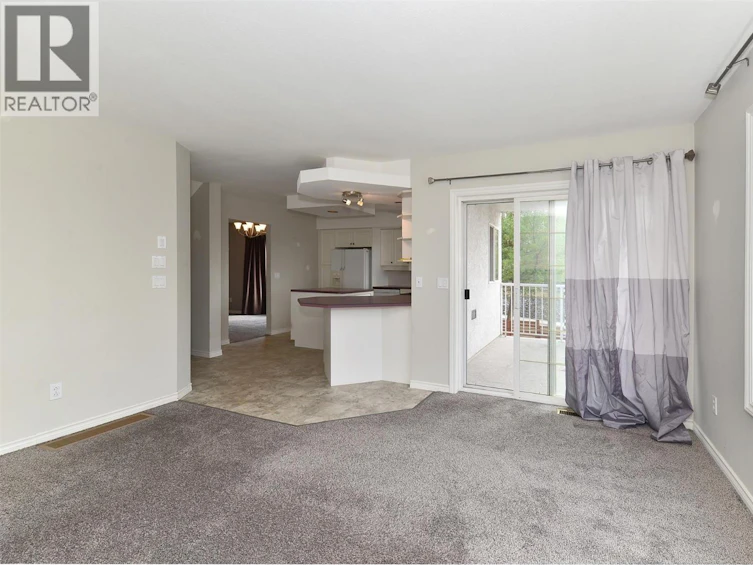 1412 Lawrence Avenue, Kelowna, BC, V1Y 6M8 - 9