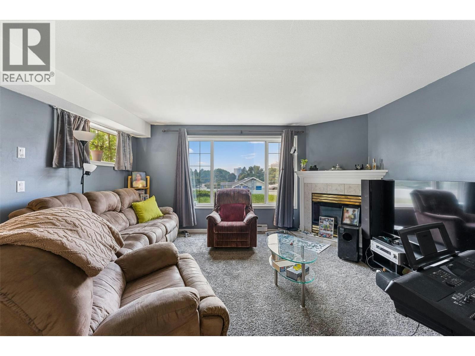 1412 Lawrence Avenue, Kelowna, BC, V1Y 6M8 - 21