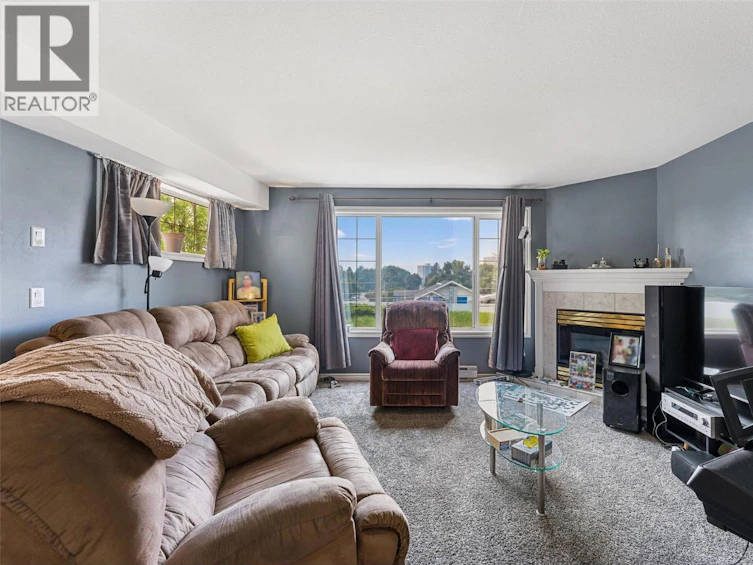 1412 Lawrence Avenue, Kelowna, BC, V1Y 6M8 - 21