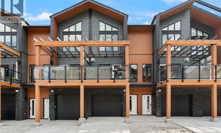 403-2116 Panorama Drive