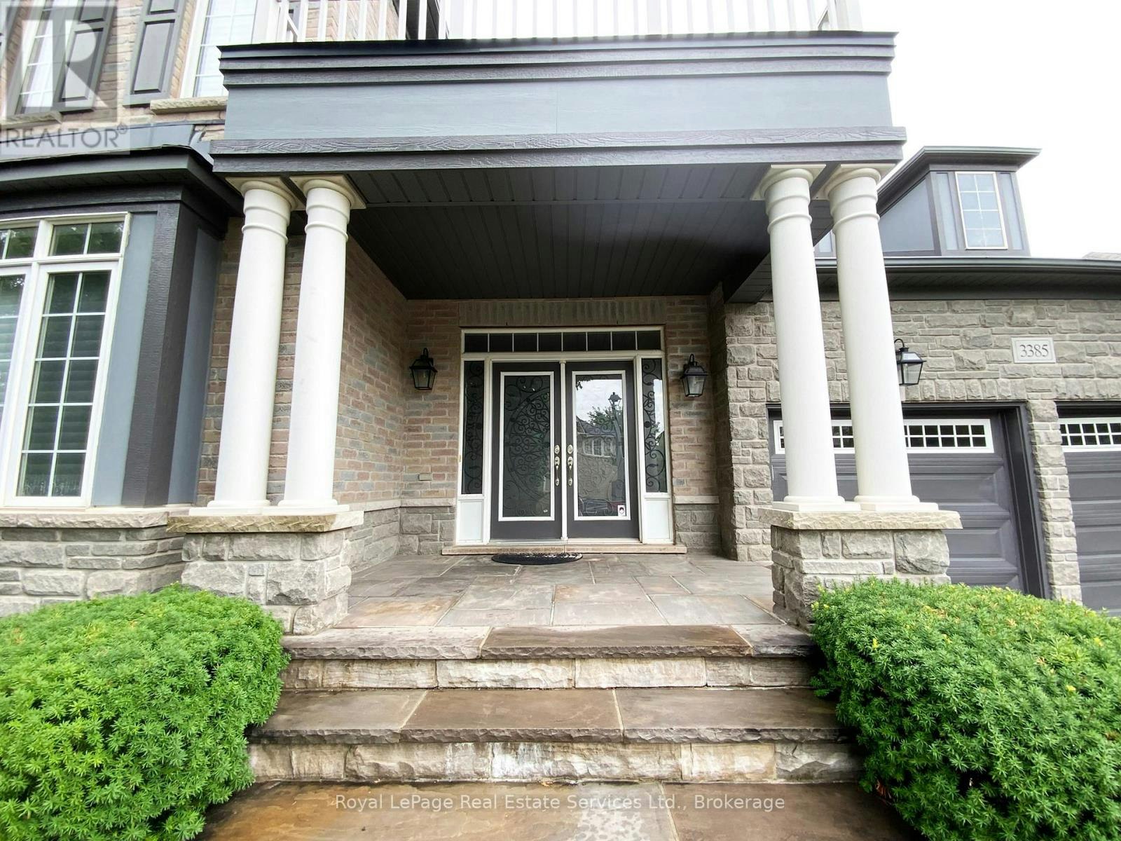3385 Liptay Avenue, Oakville, ON, L6M 0M8 - 2