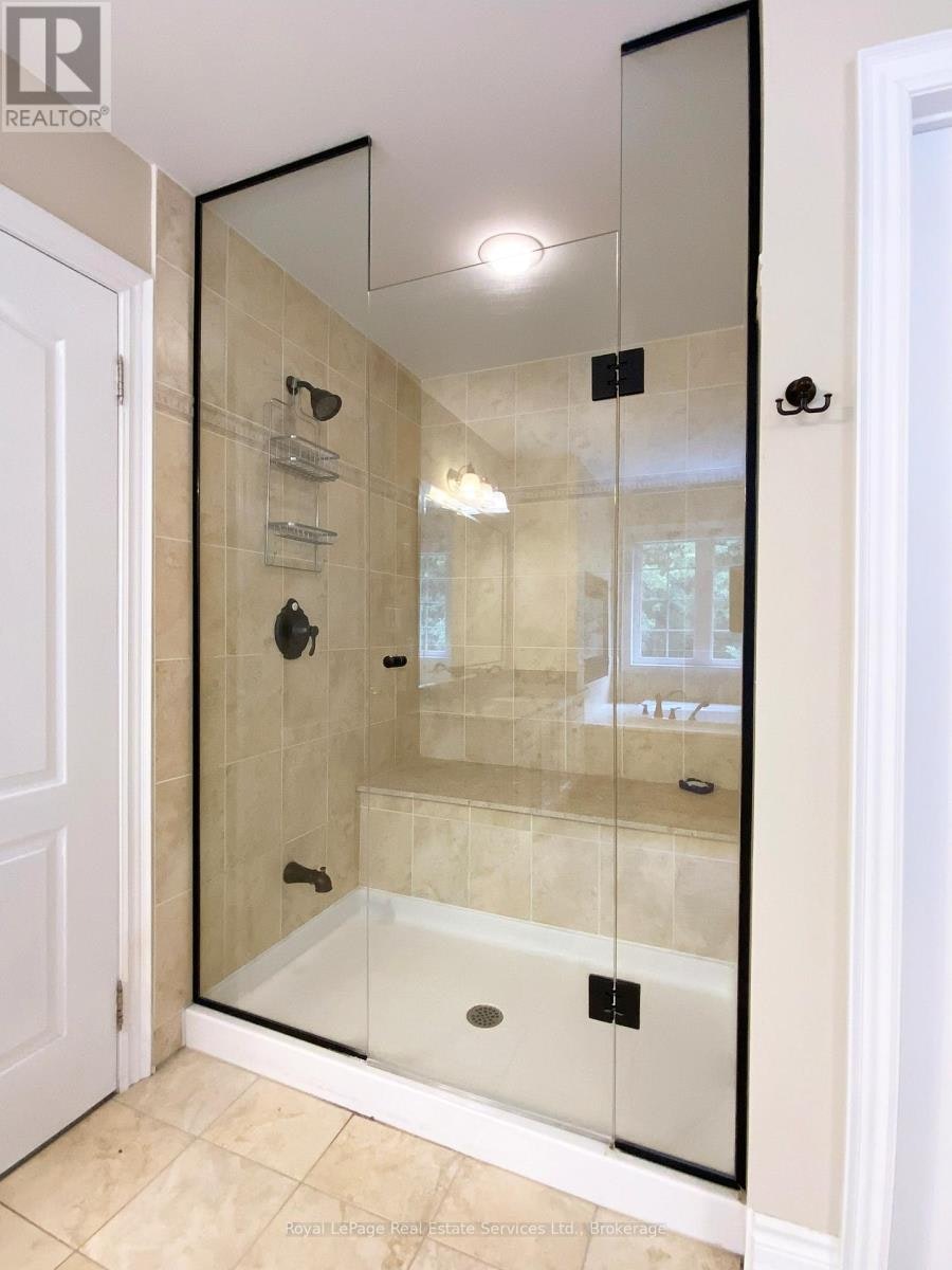 3385 Liptay Avenue, Oakville, ON, L6M 0M8 - 25