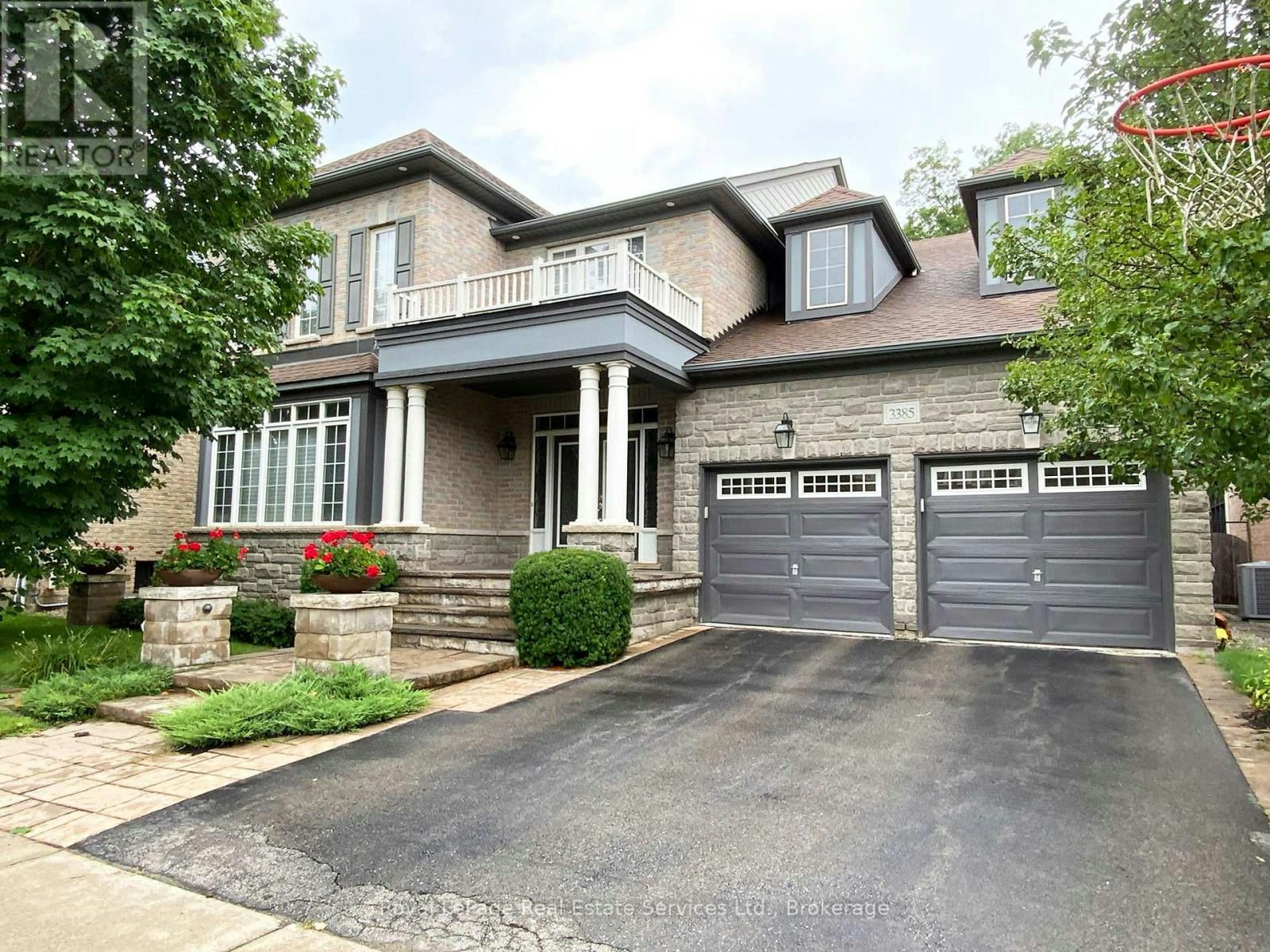 3385 Liptay Avenue, Oakville, ON, L6M 0M8