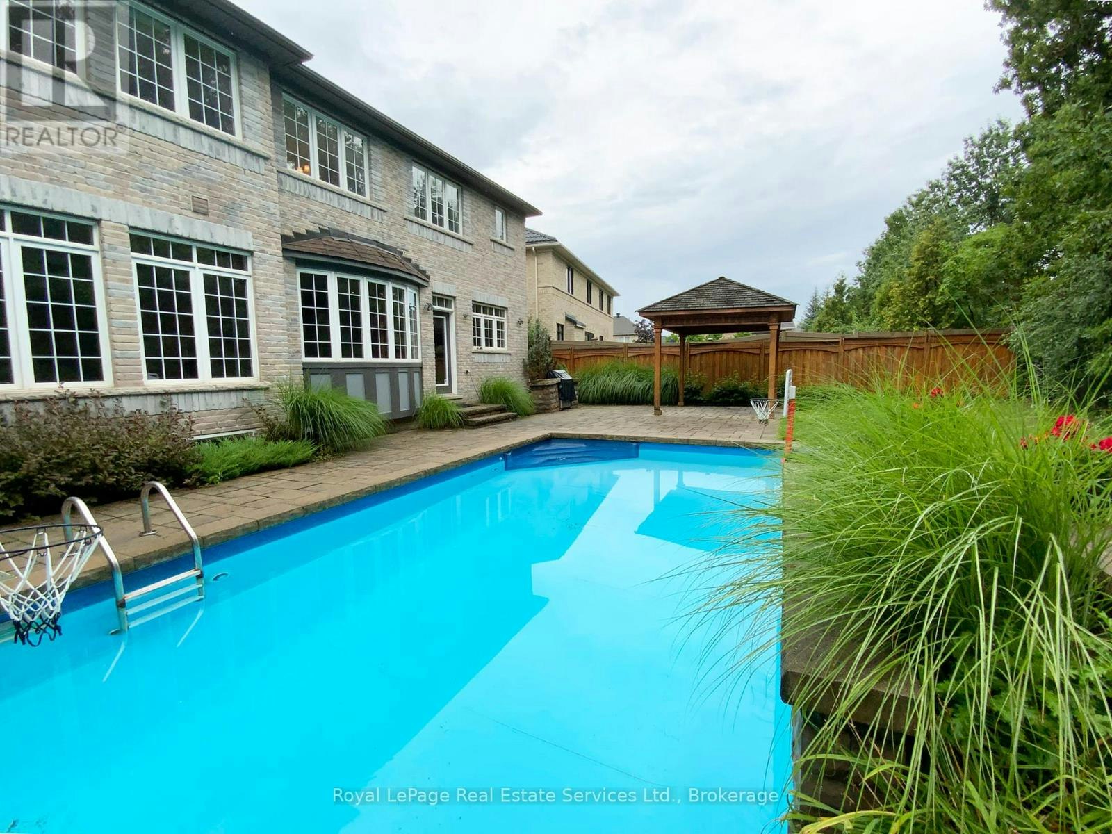 3385 Liptay Avenue, Oakville, ON, L6M 0M8 - 6