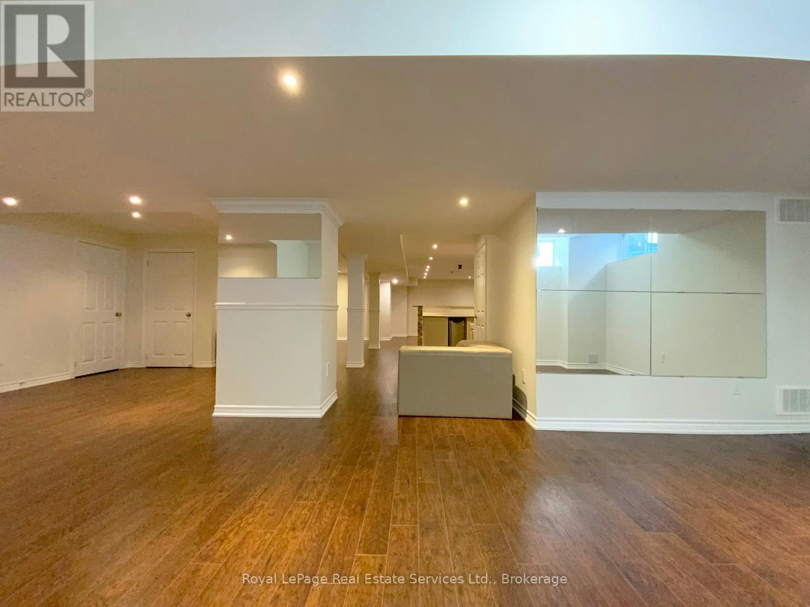 3385 Liptay Avenue, Oakville, ON, L6M 0M8 - 38