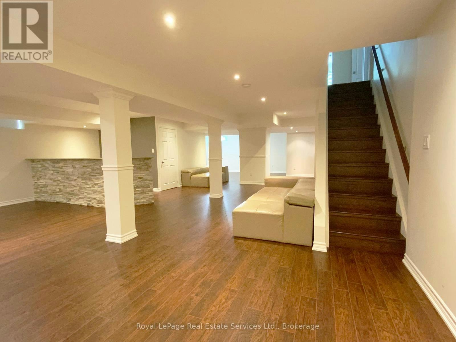3385 Liptay Avenue, Oakville, ON, L6M 0M8 - 35