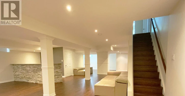 3385 Liptay Avenue, Oakville, ON, L6M 0M8 - 35