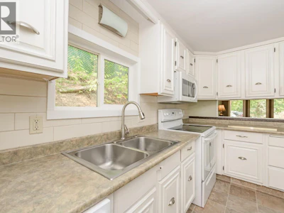 8-2036 Solsqua Sicamous Road - 2