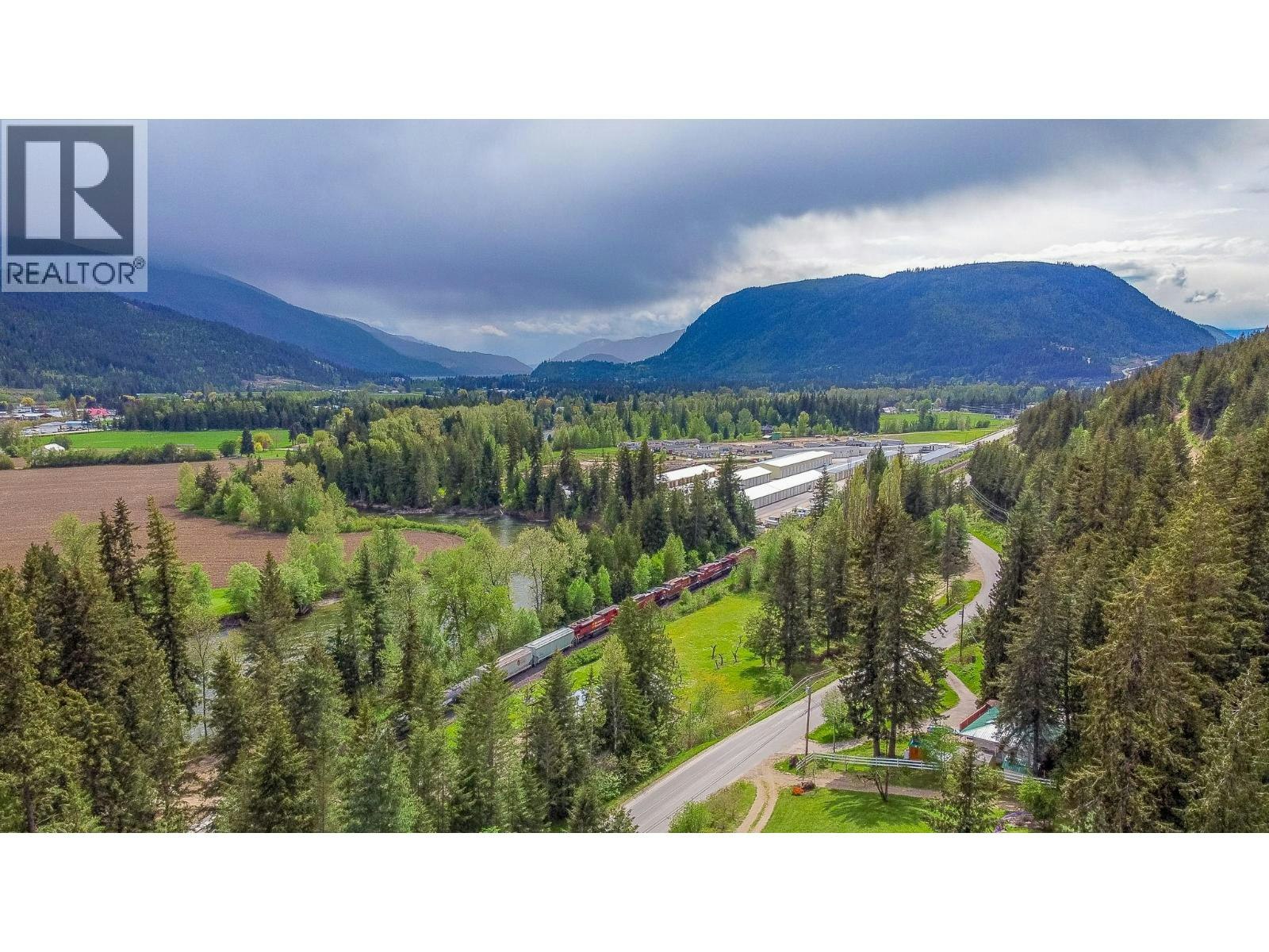 8-2036 Solsqua Sicamous Road, Sicamous, BC, V0E 2V4 - 45