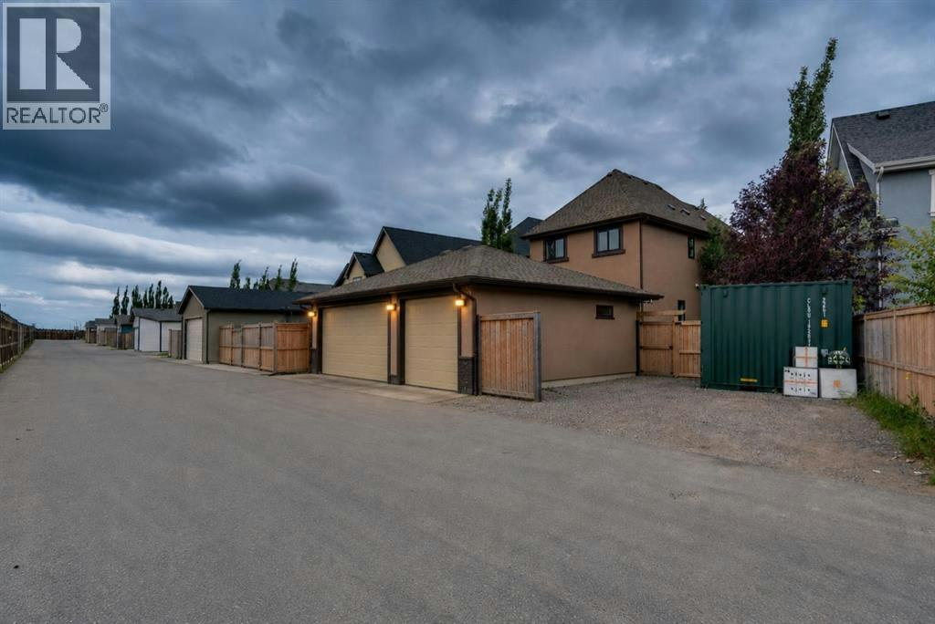 360 Marquis Heights SE, Calgary, AB, T3M 2A7