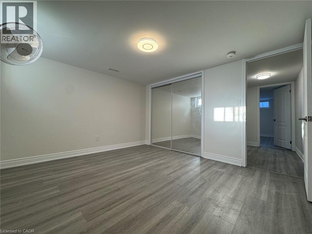 Lower-15 Pinecrest Drive, Kitchener, ON, N2A 2G7 - 2