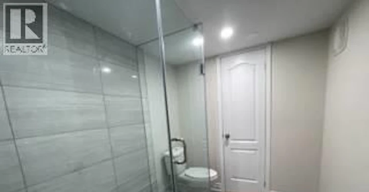 Lower-15 Pinecrest Drive, Kitchener, ON, N2A 2G7 - 11