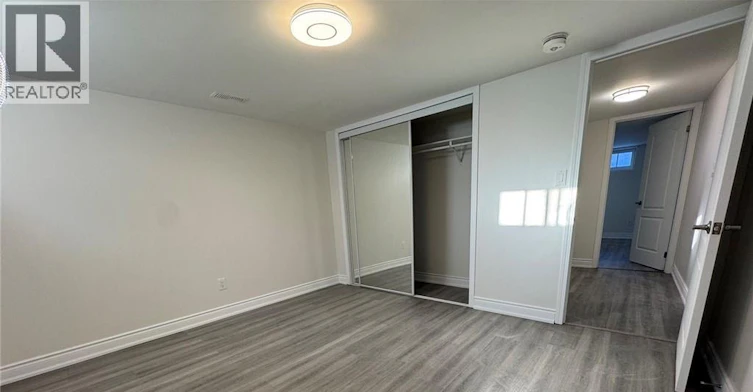 Lower-15 Pinecrest Drive, Kitchener, ON, N2A 2G7 - 4