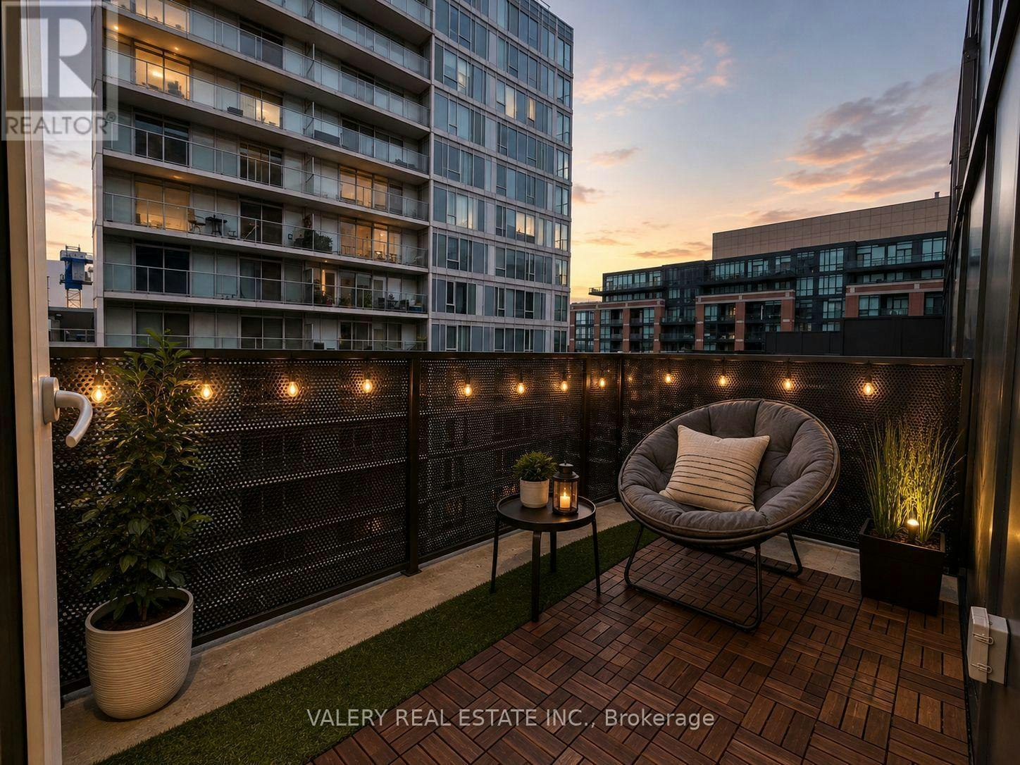 716-20 Monte Kwinter Court, Toronto, ON - 10