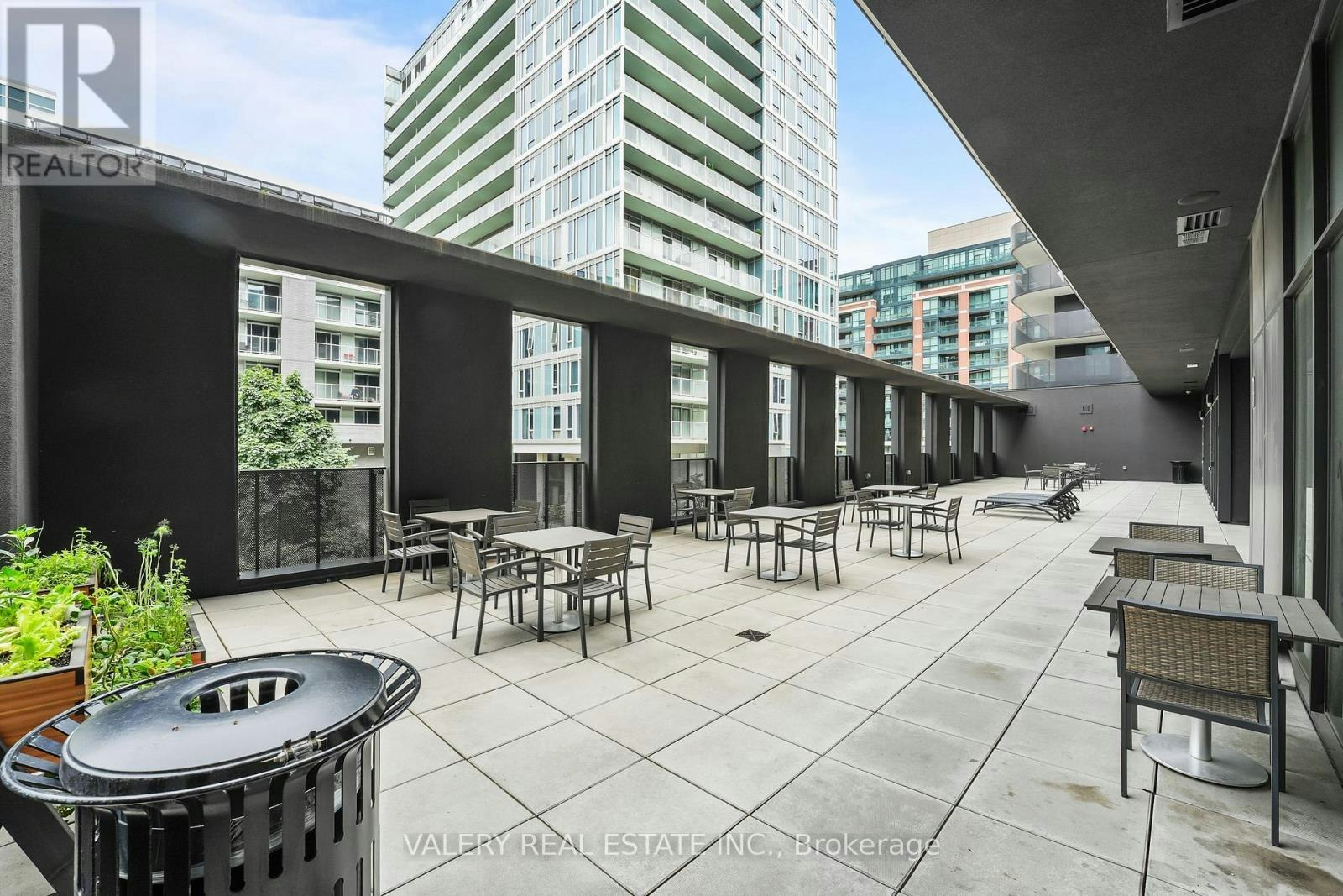 716-20 Monte Kwinter Court, Toronto, ON - 16