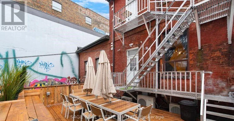3-631 Queen Street W, Toronto, ON, M5V 2B7