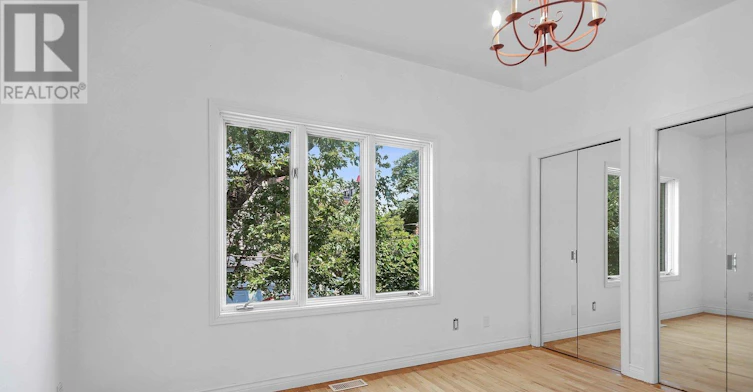 MAIN-19 Mitchell Avenue, Toronto, ON, M6J 1C1 - 12