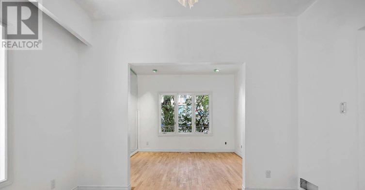 MAIN-19 Mitchell Avenue, Toronto, ON, M6J 1C1 - 5