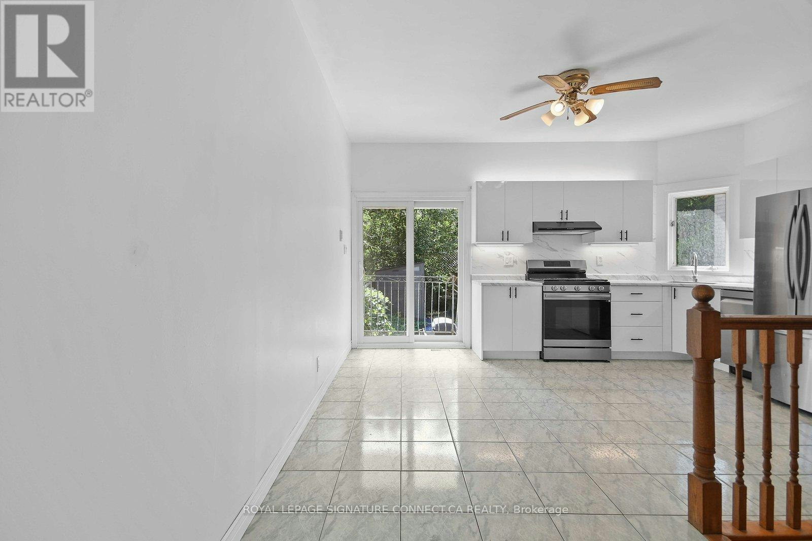 MAIN-19 Mitchell Avenue, Toronto, ON, M6J 1C1 - 3