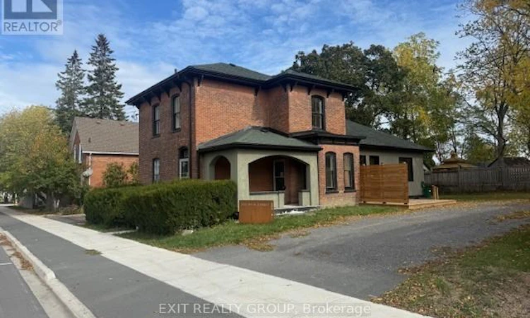 368 Picton Main Street