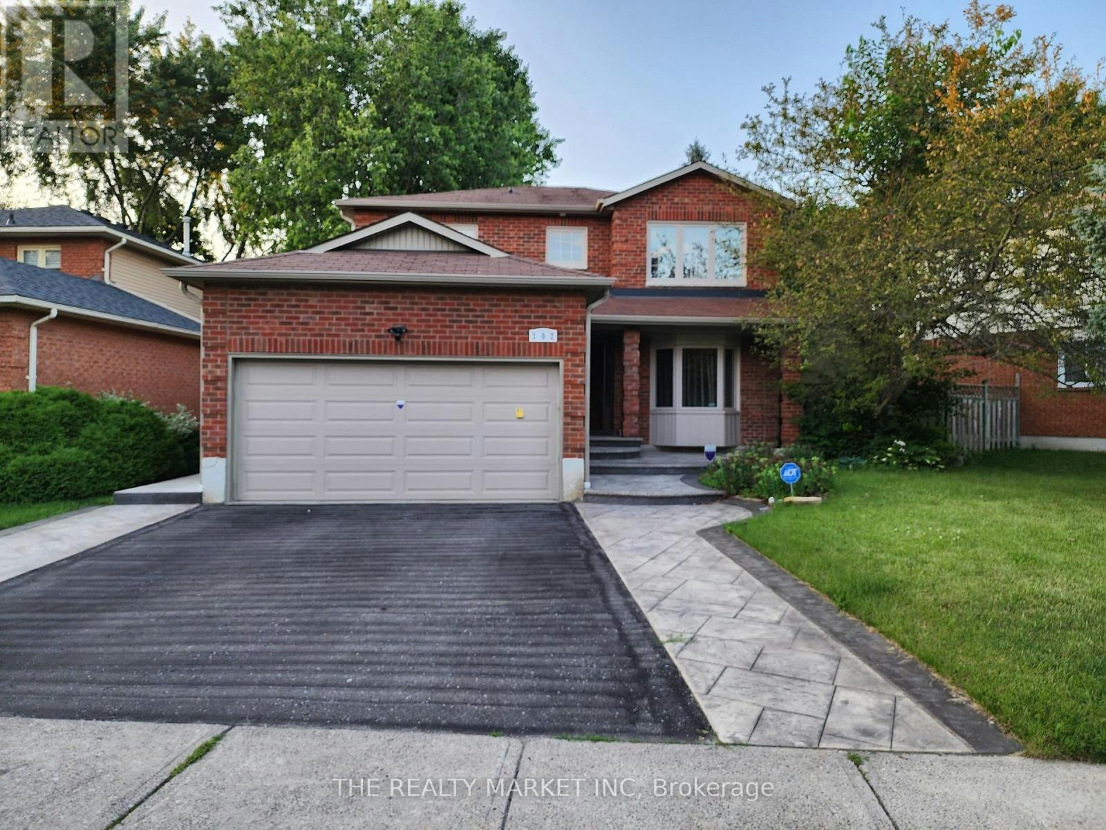 102 William Stephenson Drive, Whitby, ON, L1N 8T1