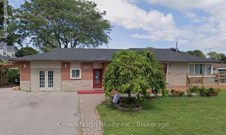 606 Hoskin Avenue