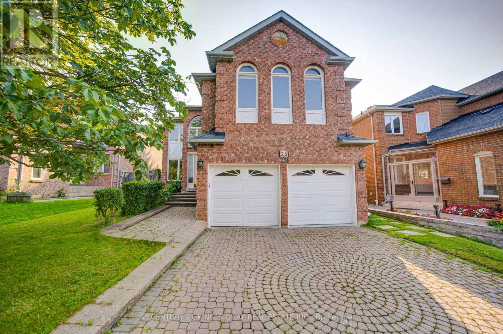 25 Westmoreland Court, Markham, ON, L3R 8L9