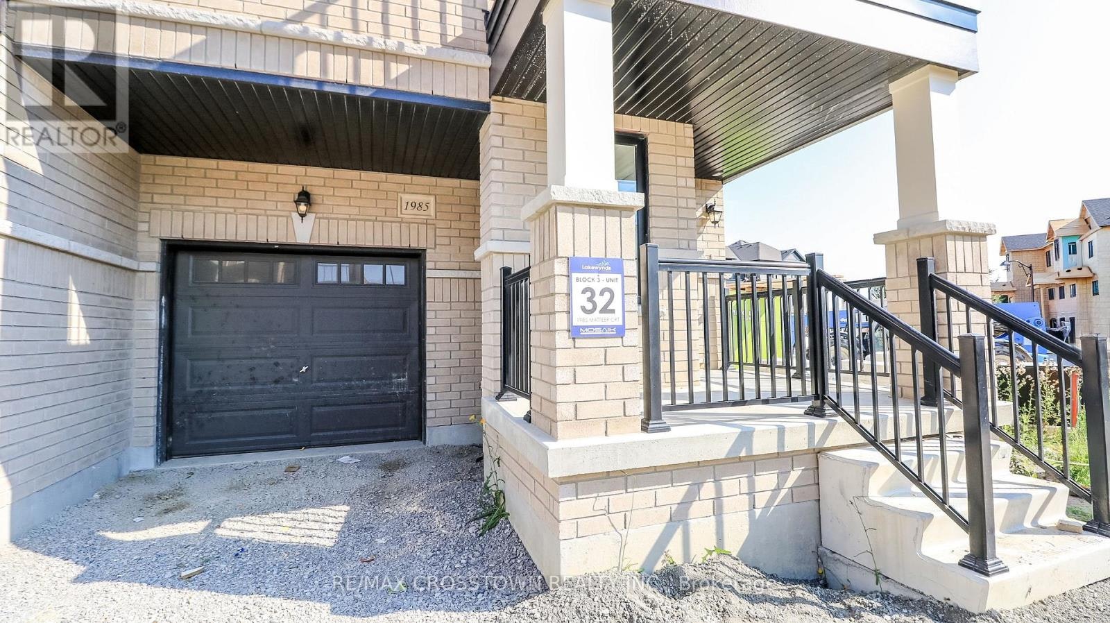 32-1985 Matteer Court, Innisfil, ON, L9S 0V2 - 2