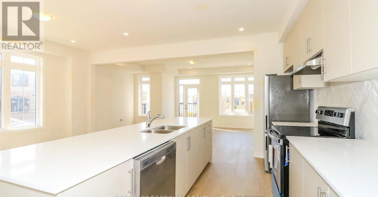 32-1985 Matteer Court, Innisfil, ON, L9S 0V2 - 12