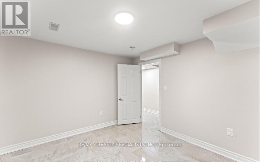 BSMNT-88 Showboat Crescent, Brampton, ON, L6V 4R4 - 3