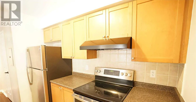 62-50 Turntable Crescent, Toronto, ON, M6H 4K9 - 5