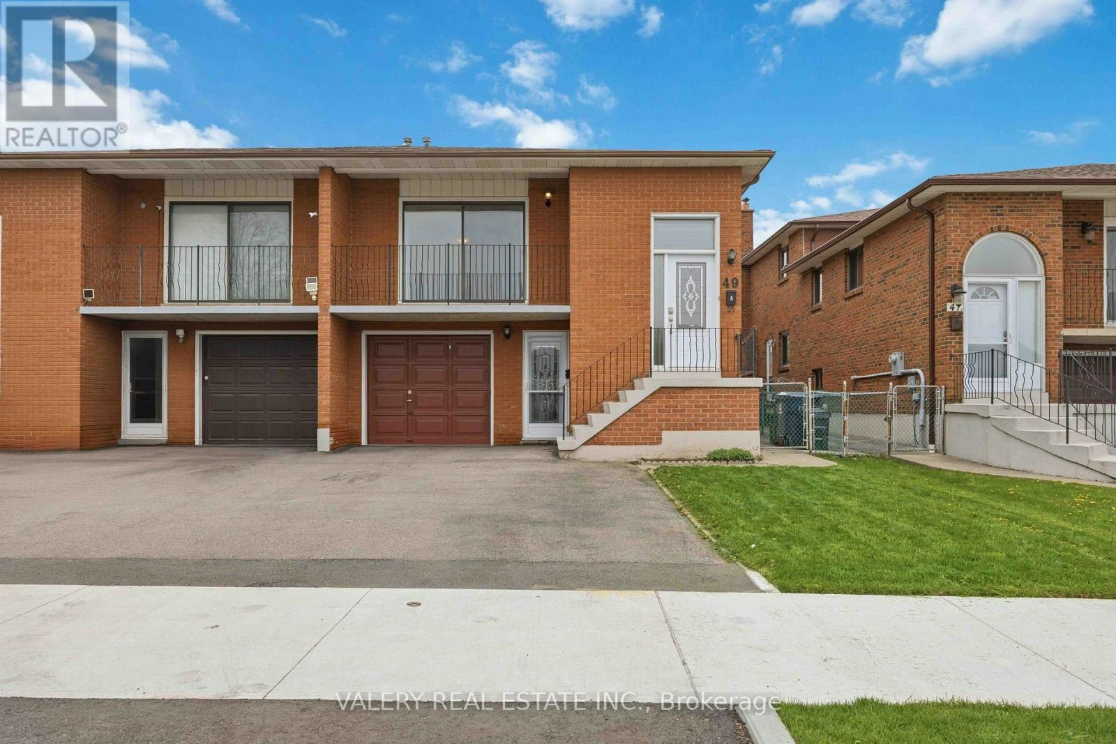 A - UPPER-49 Sentinel Road, Toronto, ON, M3J 3E4