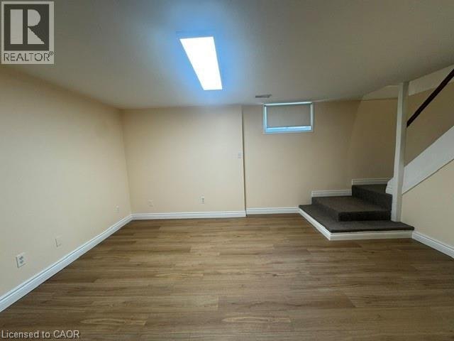 Lower-182 Lynnbrook Crescent, Waterloo, ON, N2L 4X3 - 4