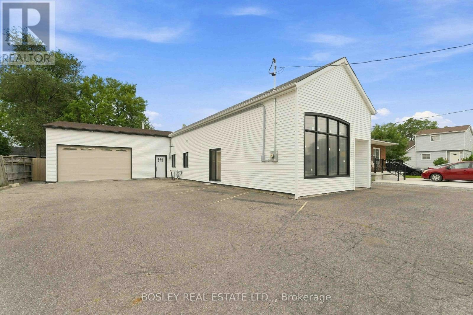 114 Chetwood Street, St. Catharines, ON, L2S 2A8