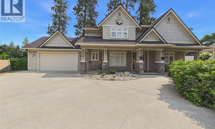 4335 Lysons Crescent