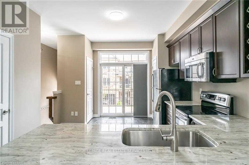 79-541 Winston Road, Grimsby, ON, L3M 0C5 - 12