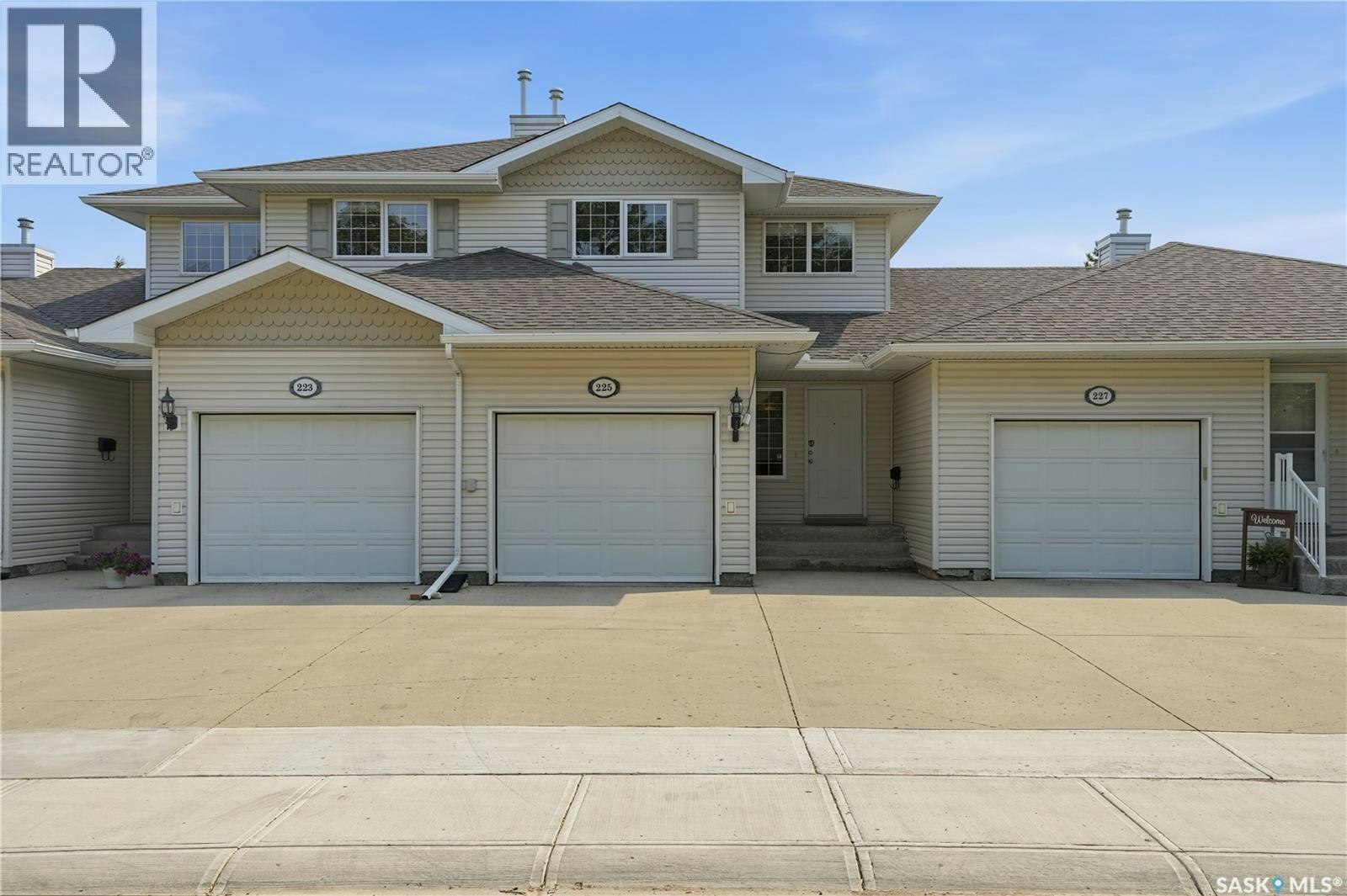 225 Mikkelson Drive, Regina, SK, S4T 7X9