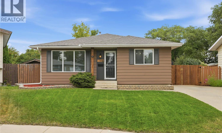 118 Dundurn Place