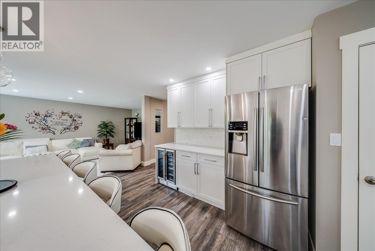 1021 Bridgeview Crescent, Castlegar, BC, V1N 4K9 - 9
