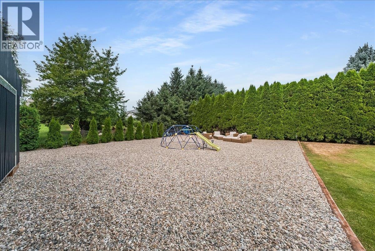 1021 Bridgeview Crescent, Castlegar, BC, V1N 4K9 - 73