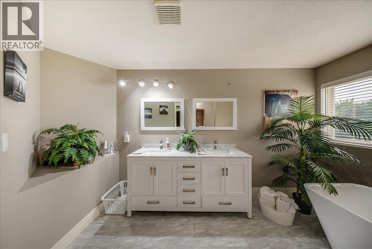 1021 Bridgeview Crescent, Castlegar, BC, V1N 4K9 - 27