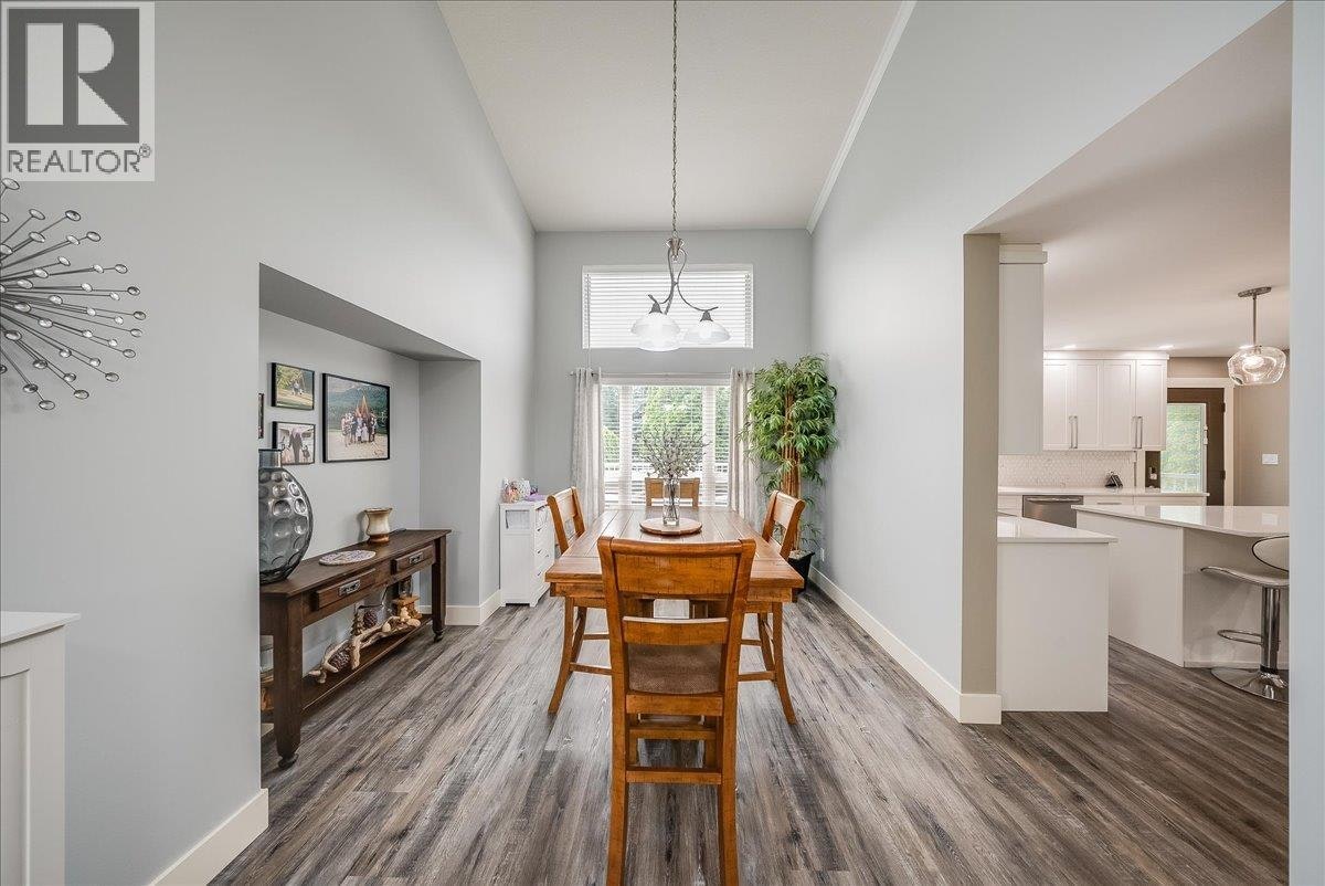 1021 Bridgeview Crescent, Castlegar, BC, V1N 4K9 - 20