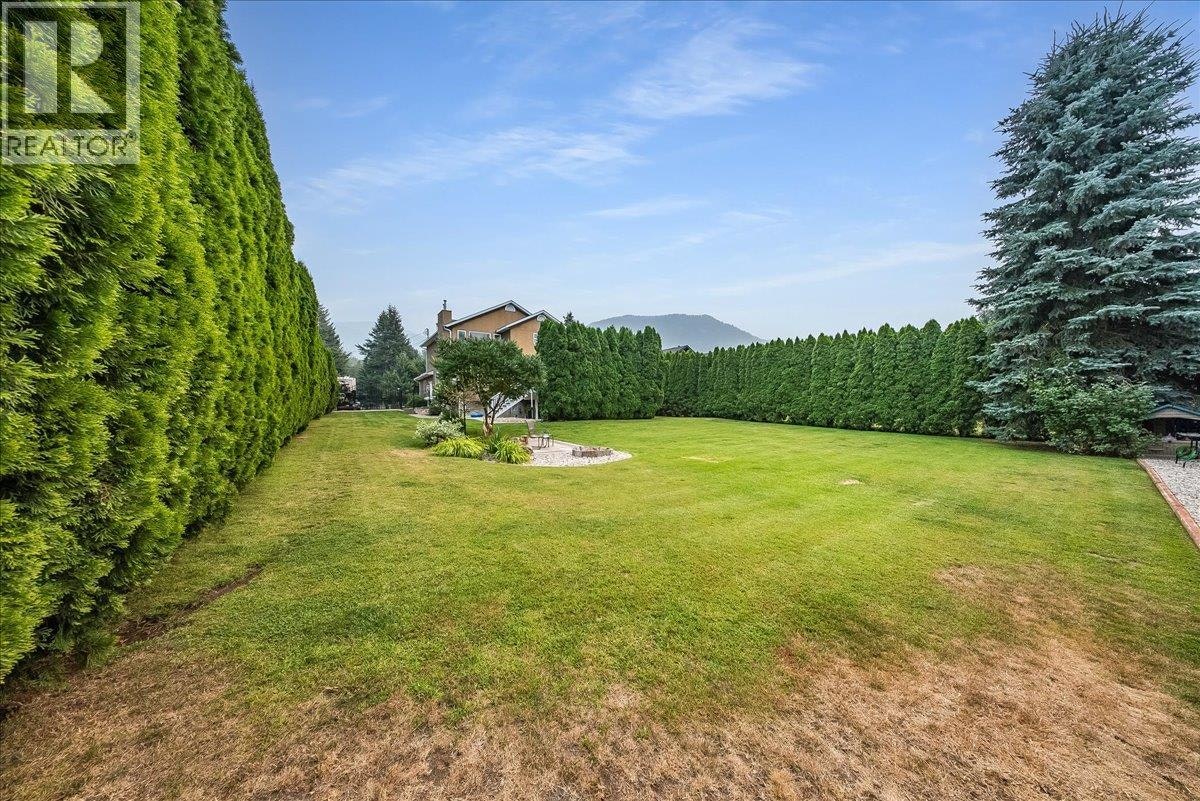 1021 Bridgeview Crescent, Castlegar, BC, V1N 4K9 - 74