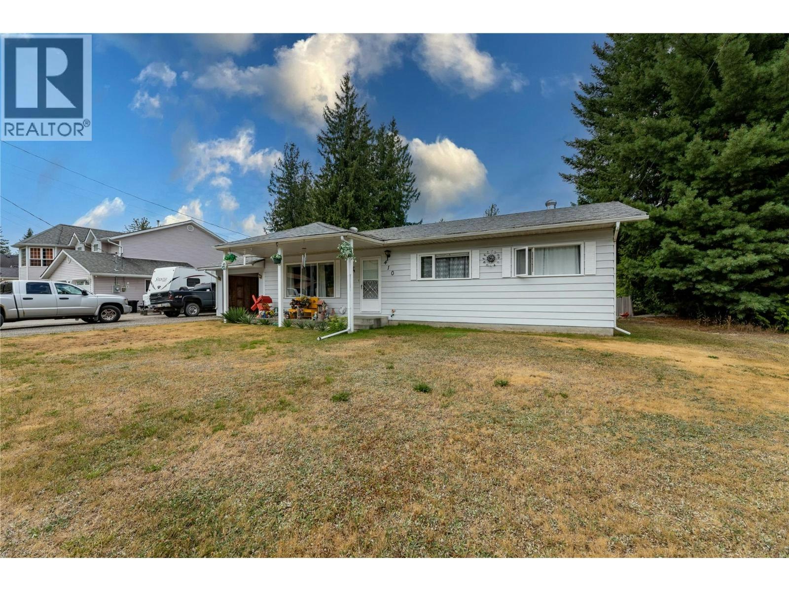 410 0ak Avenue, Sicamous, BC, V0E 2V1