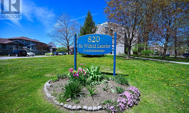 306-820 Laurier Boulevard