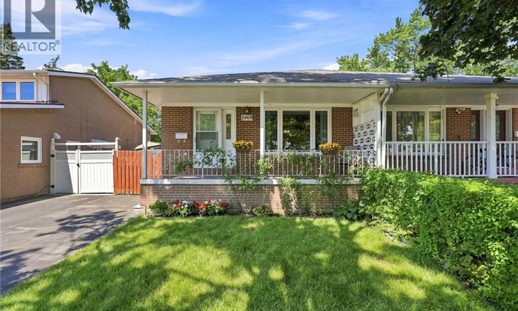 2469 Padstow Crescent