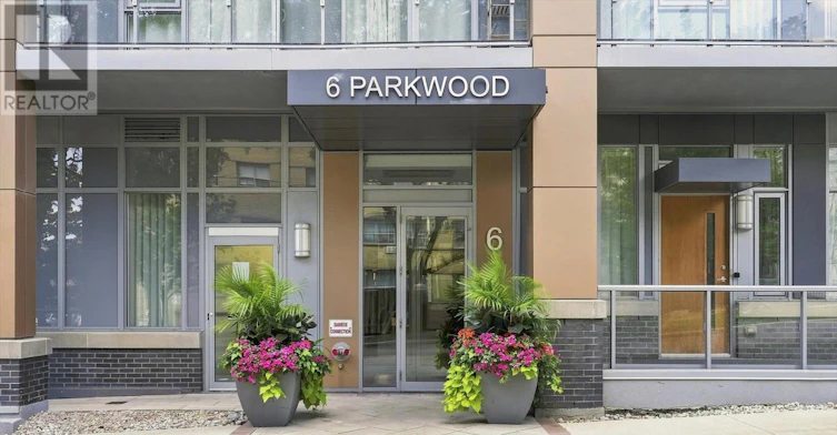 516-6 Parkwood Avenue, Toronto, ON, M4V 0A3 - 5