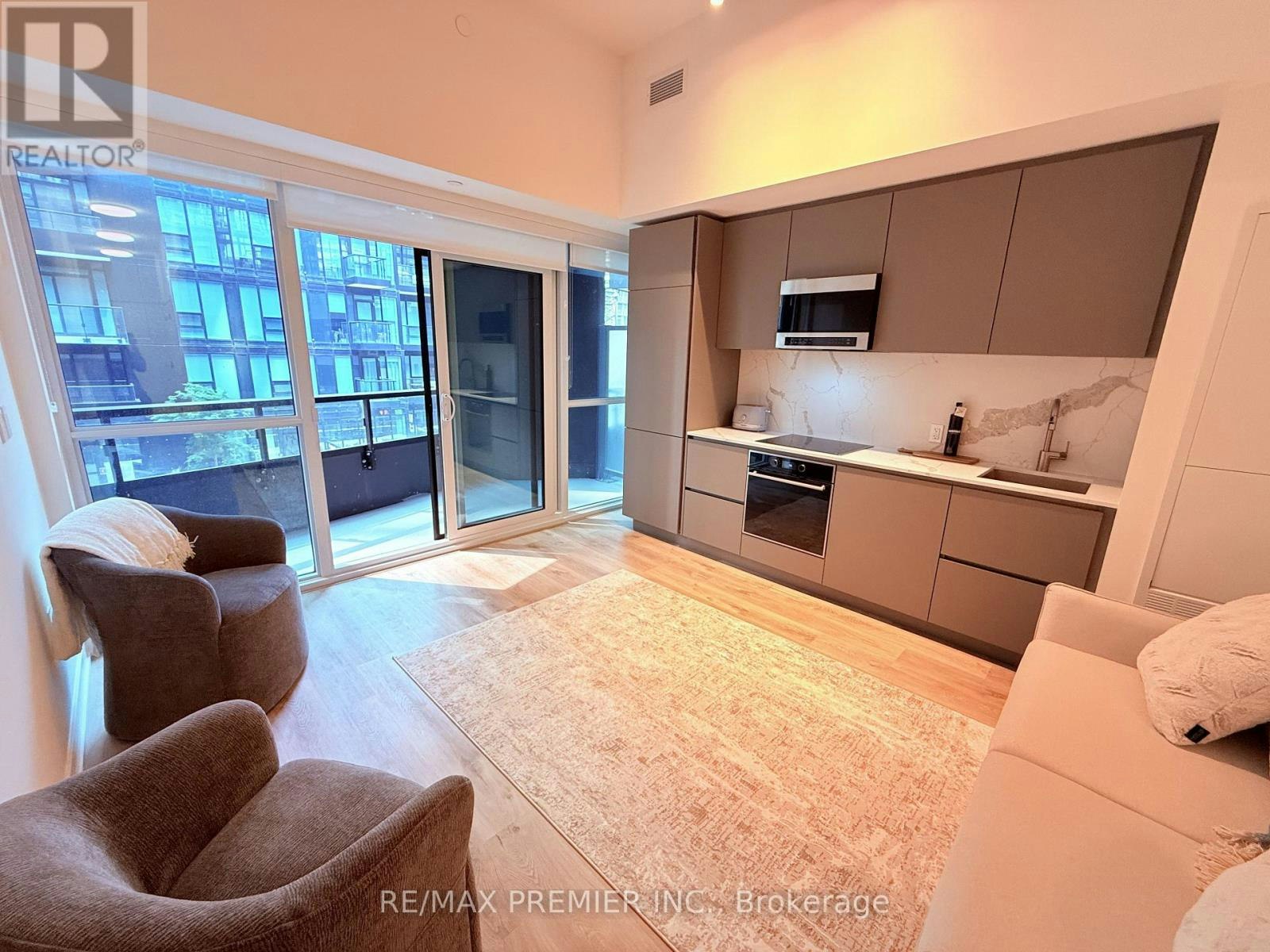 410S-110 Broadway Avenue, Toronto, ON, M4P 1V7 - 2