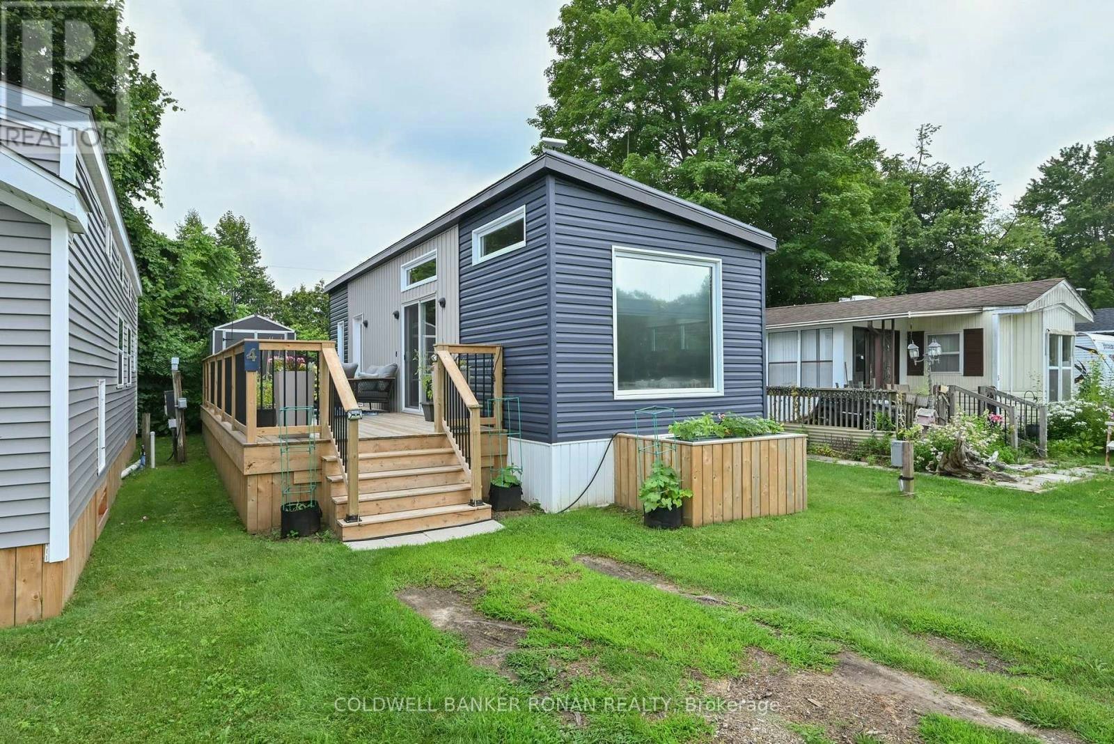 4-285 Cryderman Side Road, East Gwillimbury, ON, L0E 1R0