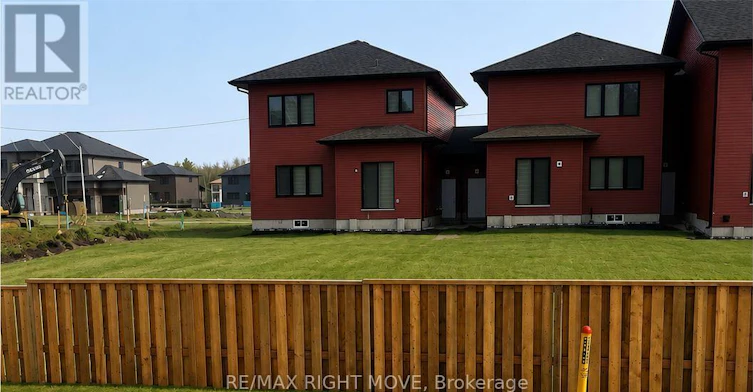 3022 Sandy Acres Avenue, Severn, ON, L3V 8P8 - 3